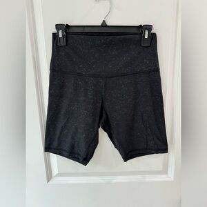 Lululemon - Align High Rise Short 6”